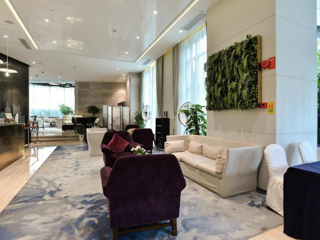 Bund South China Harbour View Hotel
