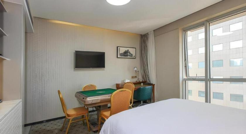 Bund South China Harbour View Hotel