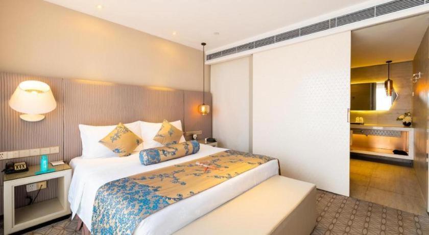 Bund South China Harbour View 4* Shanghai