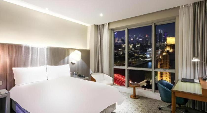 Hotel Bund South China Harbour View 4*